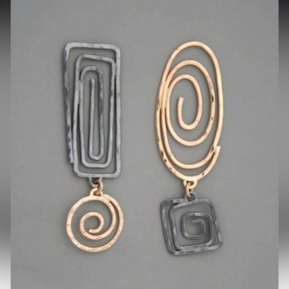 Free People Jewelry - Abstract Spiral Earrings N1641